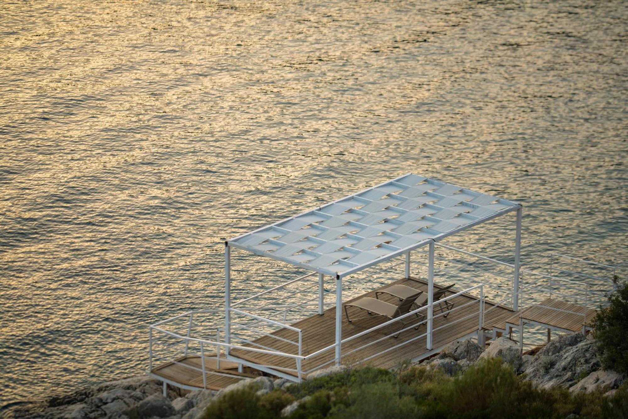 Beachfront White Villa With Private Swimming Pool Kalkan Eksteriør bilde