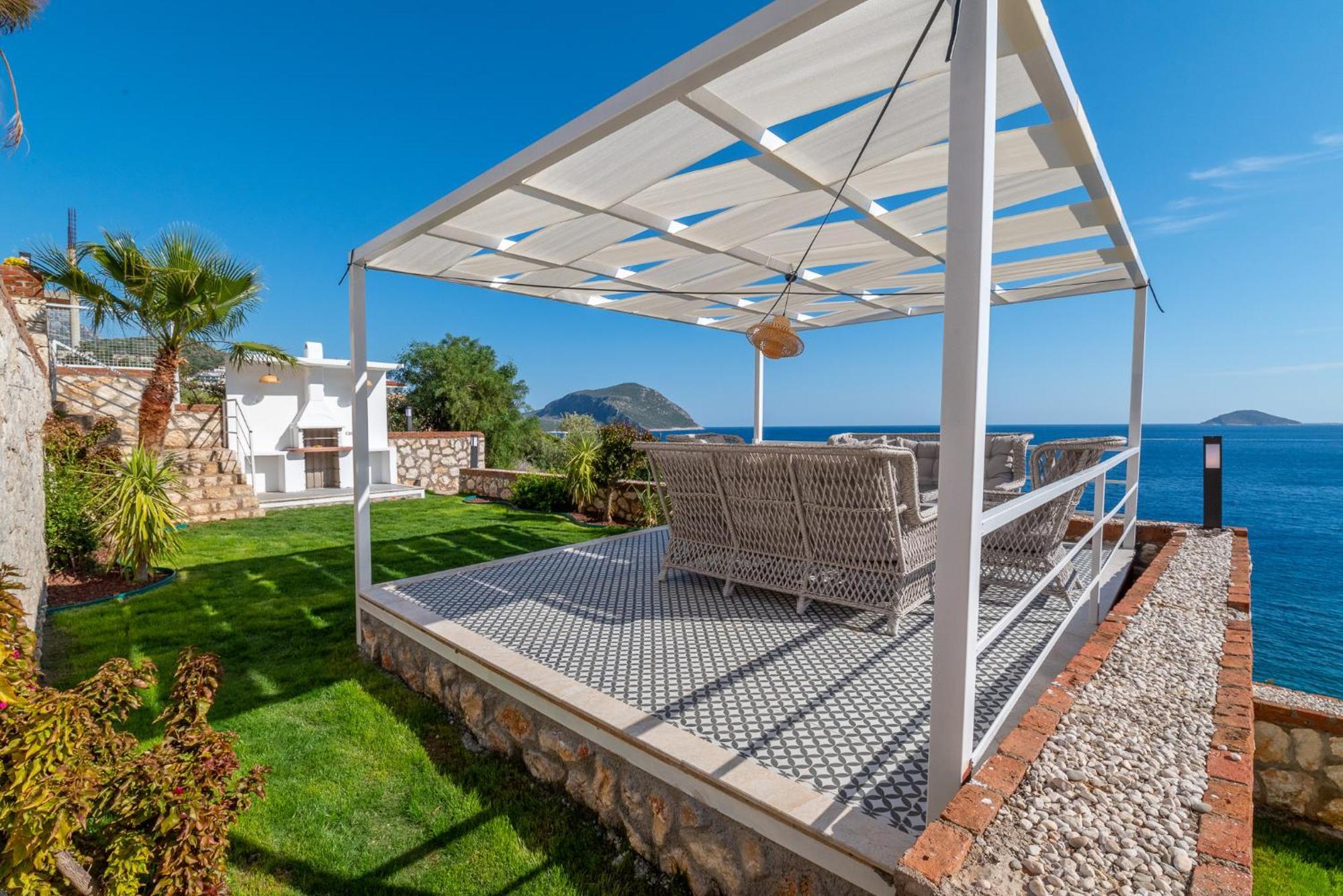 Beachfront White Villa With Private Swimming Pool Kalkan Eksteriør bilde