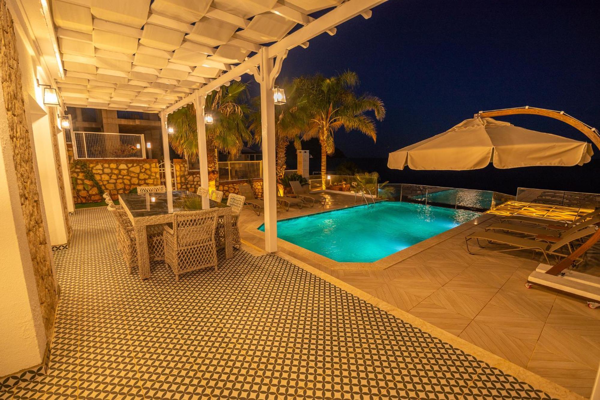 Beachfront White Villa With Private Swimming Pool Kalkan Eksteriør bilde